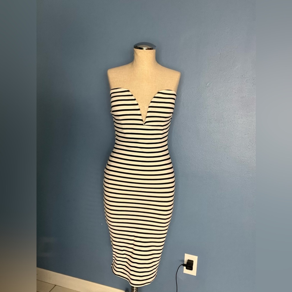 Sweetheart striped midi dress